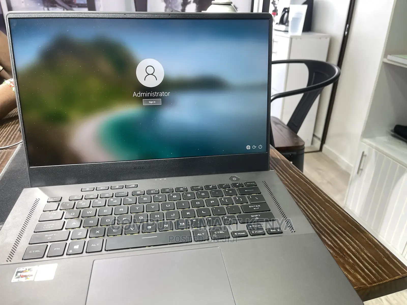 New Laptop Asus ROG Zephyrus G15 16GB AMD Ryzen 9 SSD 1T
