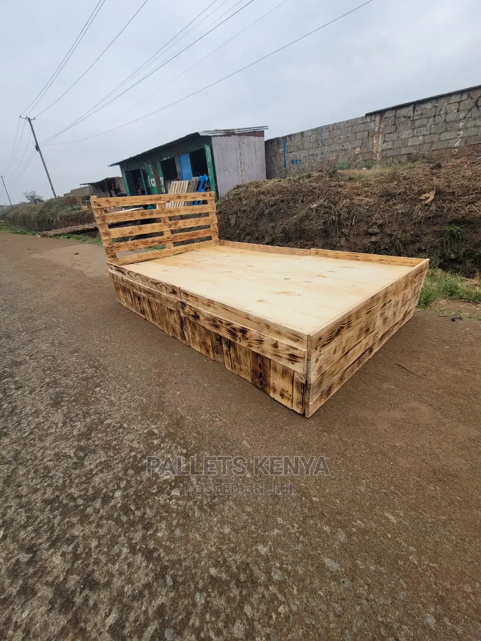 Pallet Bed- Detachable 4*6,Q2