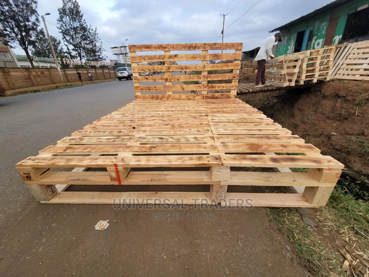 King Size 6*6 Pallet Bed With Tall Headboard -Pallet Bed 6*6