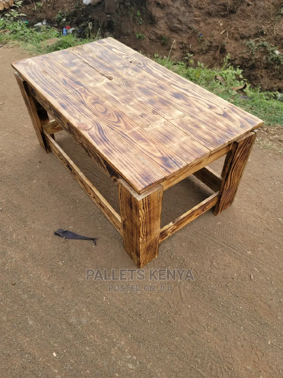 Pallet Table- KAQ