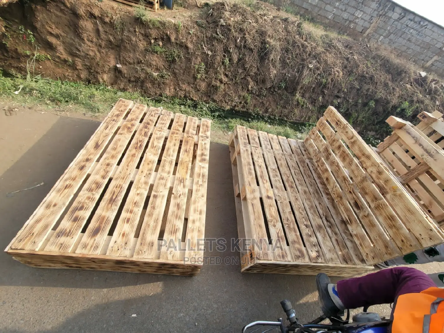 5*6 Pallet Bed- With Drawers ( KLW)