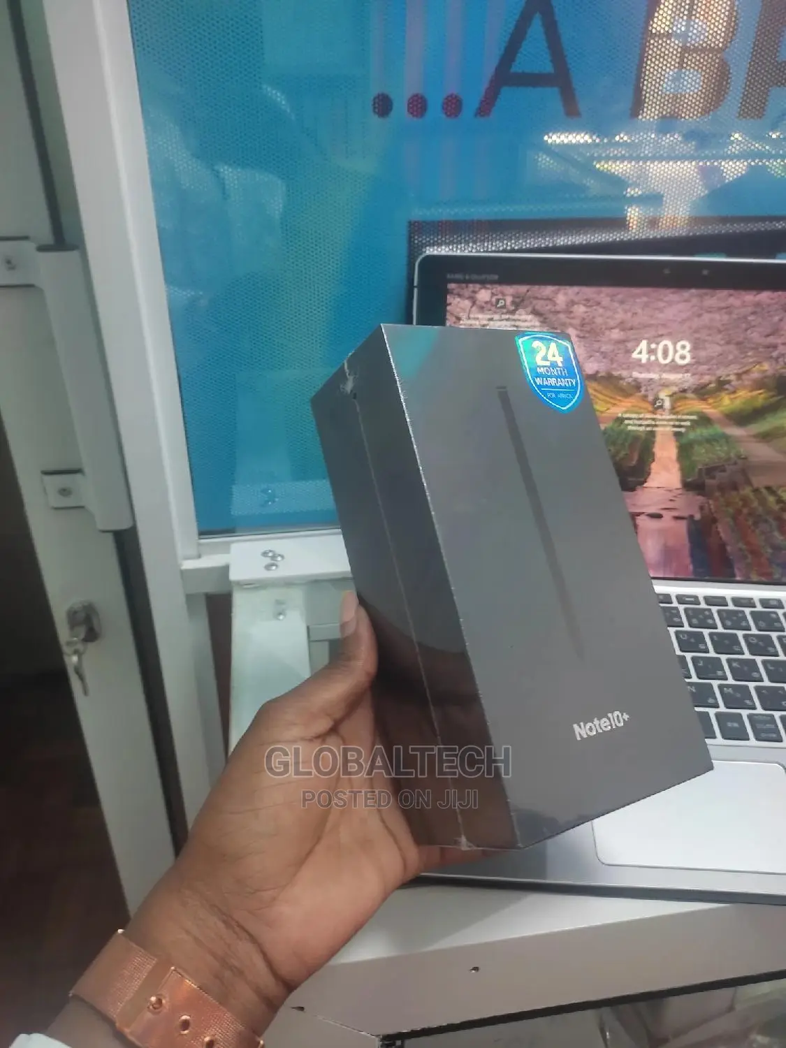 New Samsung Galaxy Note 10 Plus 256 GB Gold