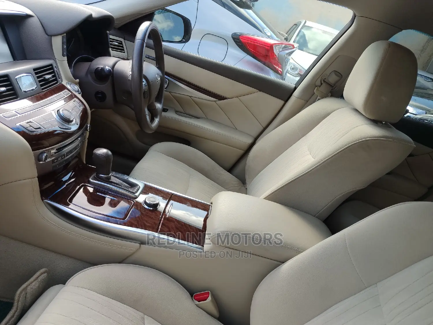 Nissan Fuga 2016 Silver