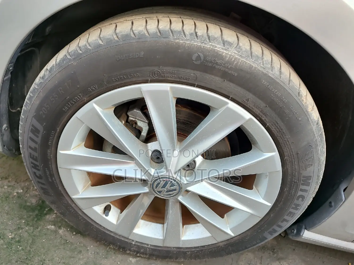 Volkswagen Golf TSI SE 4-Door FWD 2016 Silver