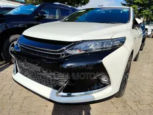 Toyota Harrier 2.0 Turbo 4WD 2017 White