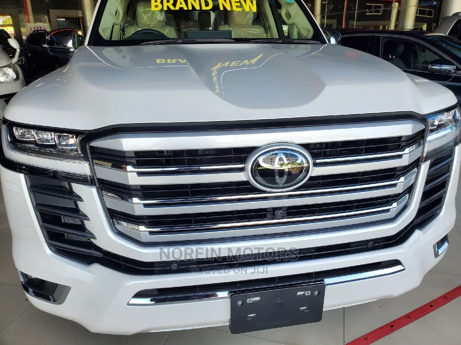 Toyota Land Cruiser 2023 Off white