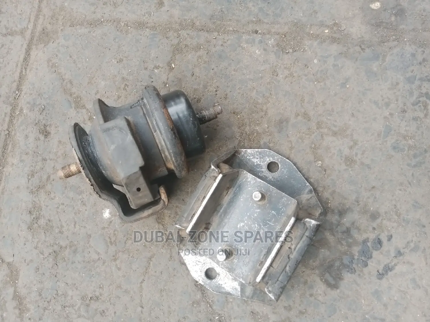 Engine and Gear Mount Sahara, Hardbody, Terano, Patrol.