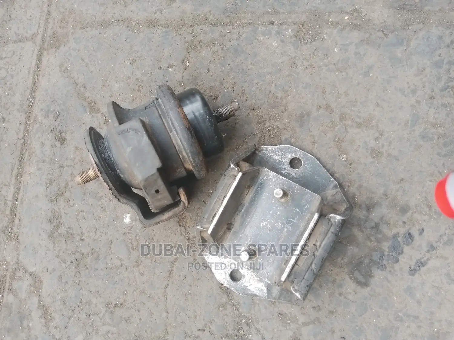 Engine and Gear Mount Sahara, Hardbody, Terano, Patrol.