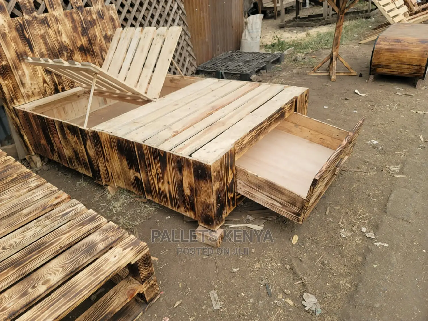 4*6 Pallet Bed- (Adequate Storage Space)