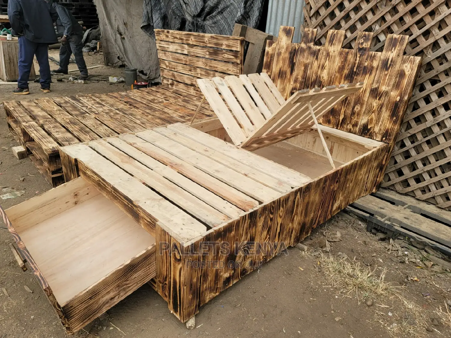 Pallet Bed- Detachable With Storage(Yps)