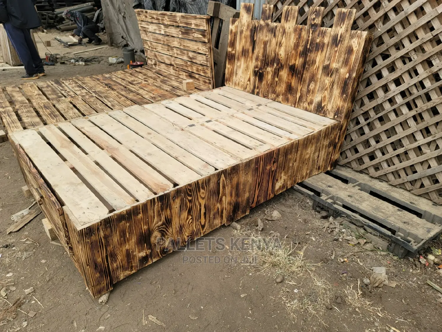 Pallet Bed- 4*6(Spacious;).