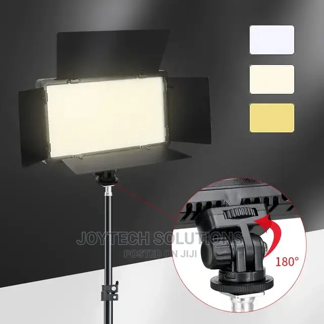 High End Uc - Led 800 With Stand and Two Batteries.