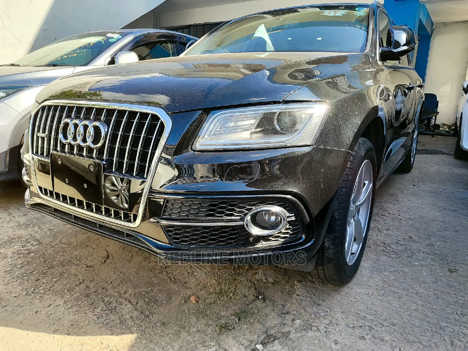 Audi Q5 2016 Matt Black