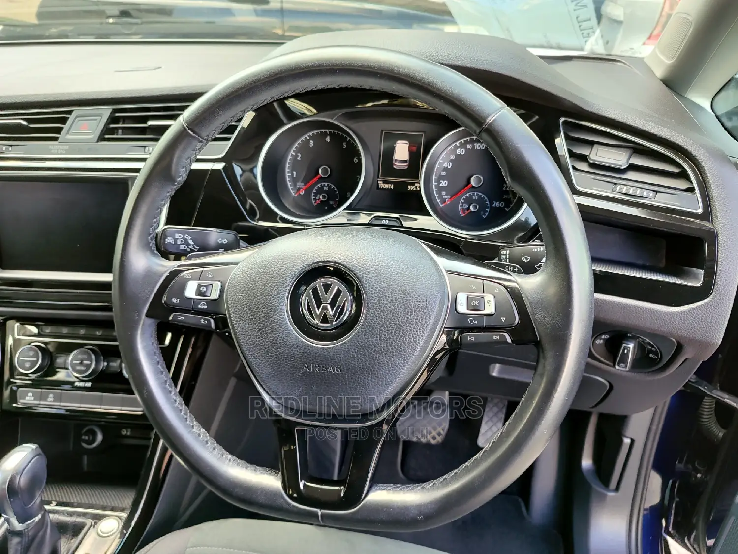 Volkswagen Touran 2016 Blue