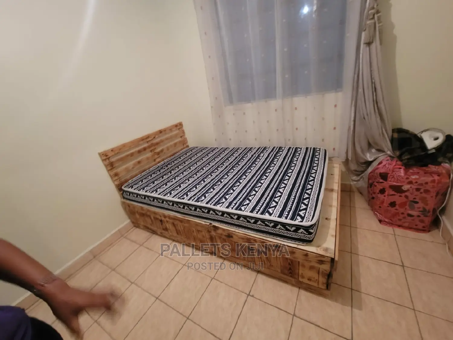 4*6 Pallet Bed- Detachable (¥S)