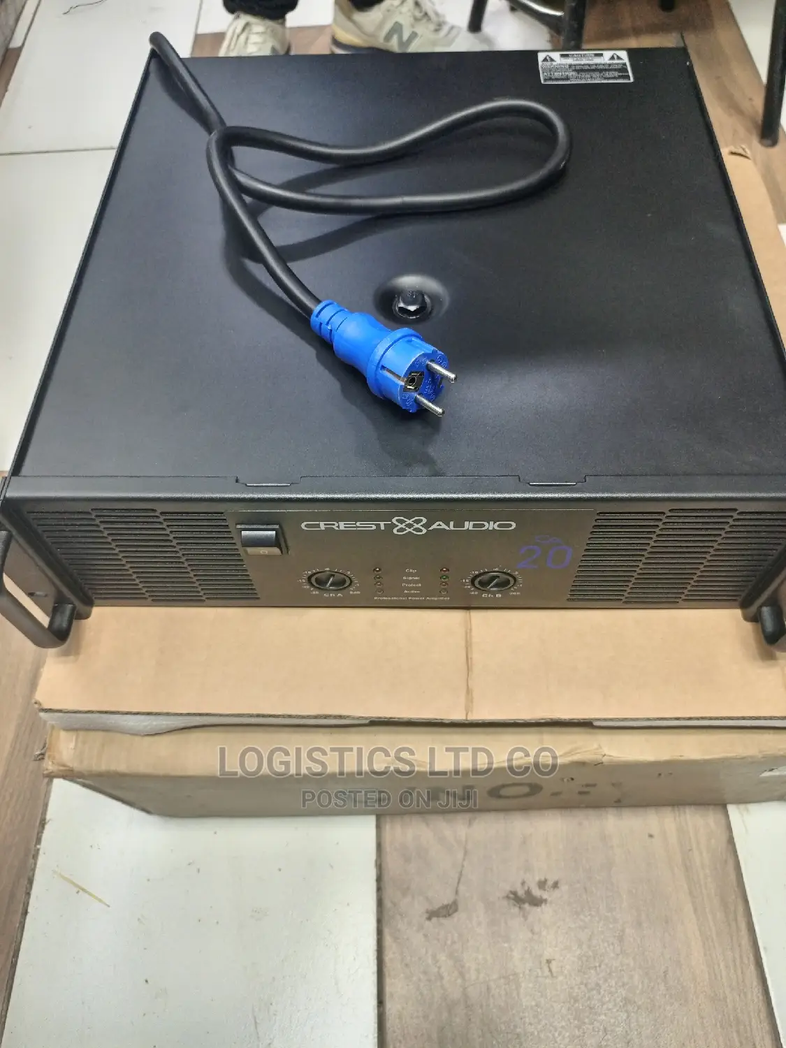 Crest Audio CA20 Power Amplifier Switch Power
