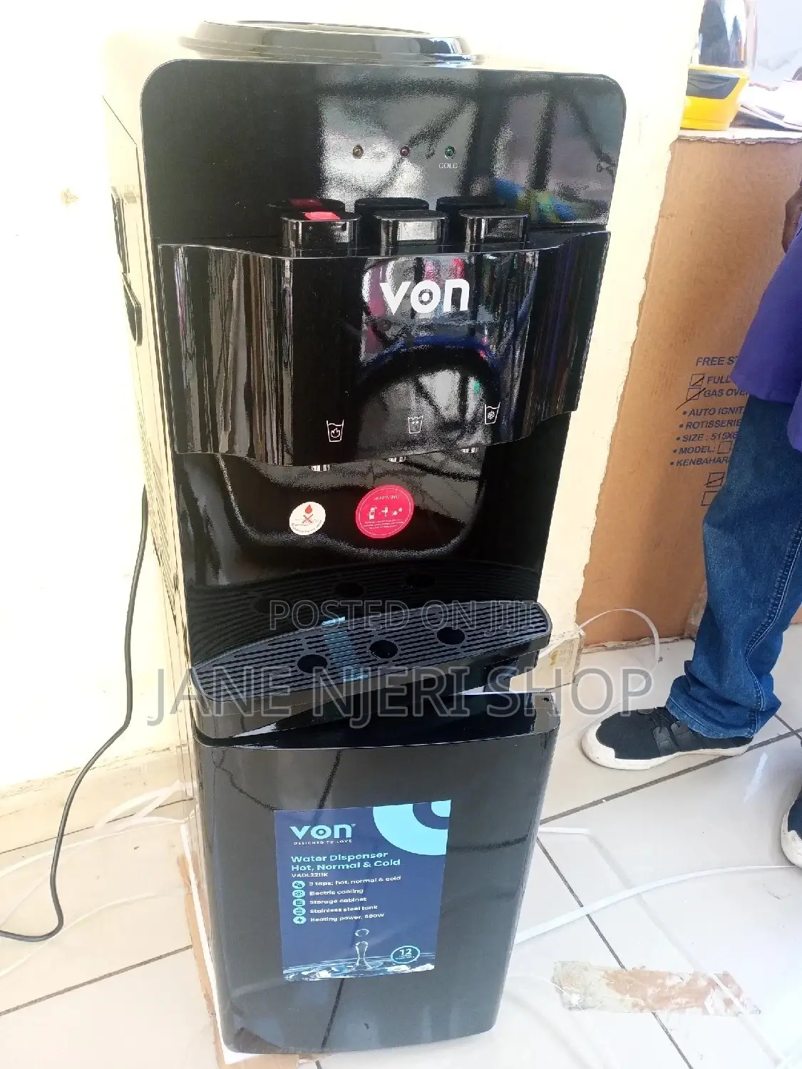 Von Hot, Cold and Normal Water Dispenser