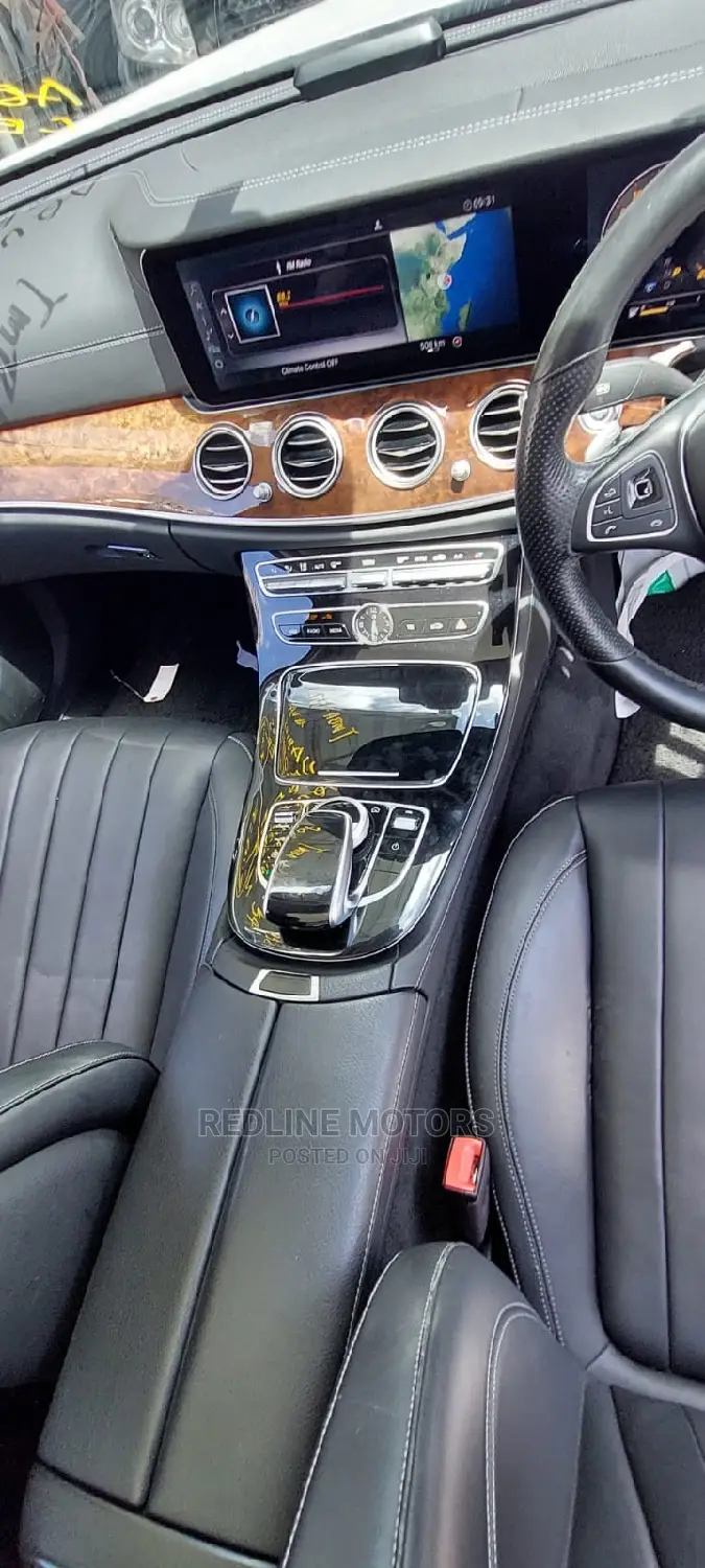 Mercedes-Benz E400 2017 Silver