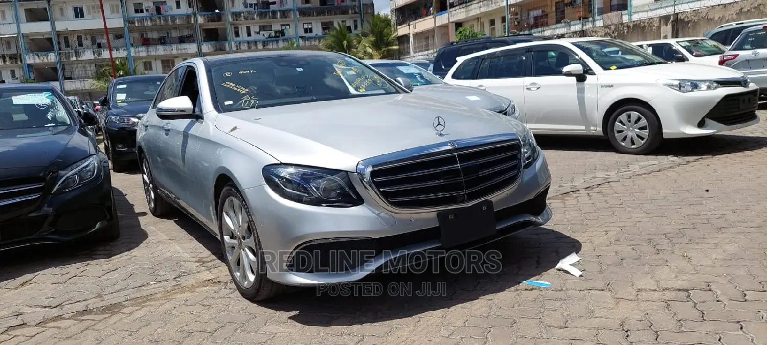 Mercedes-Benz E400 2017 Silver