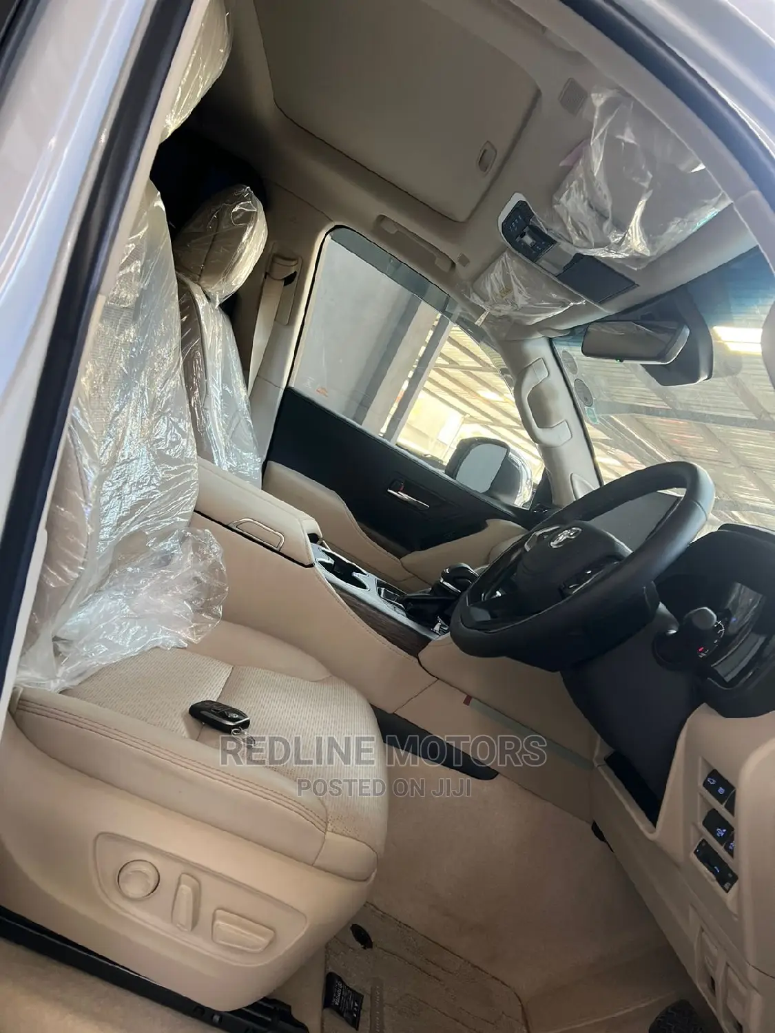 Toyota Land Cruiser 2023 White