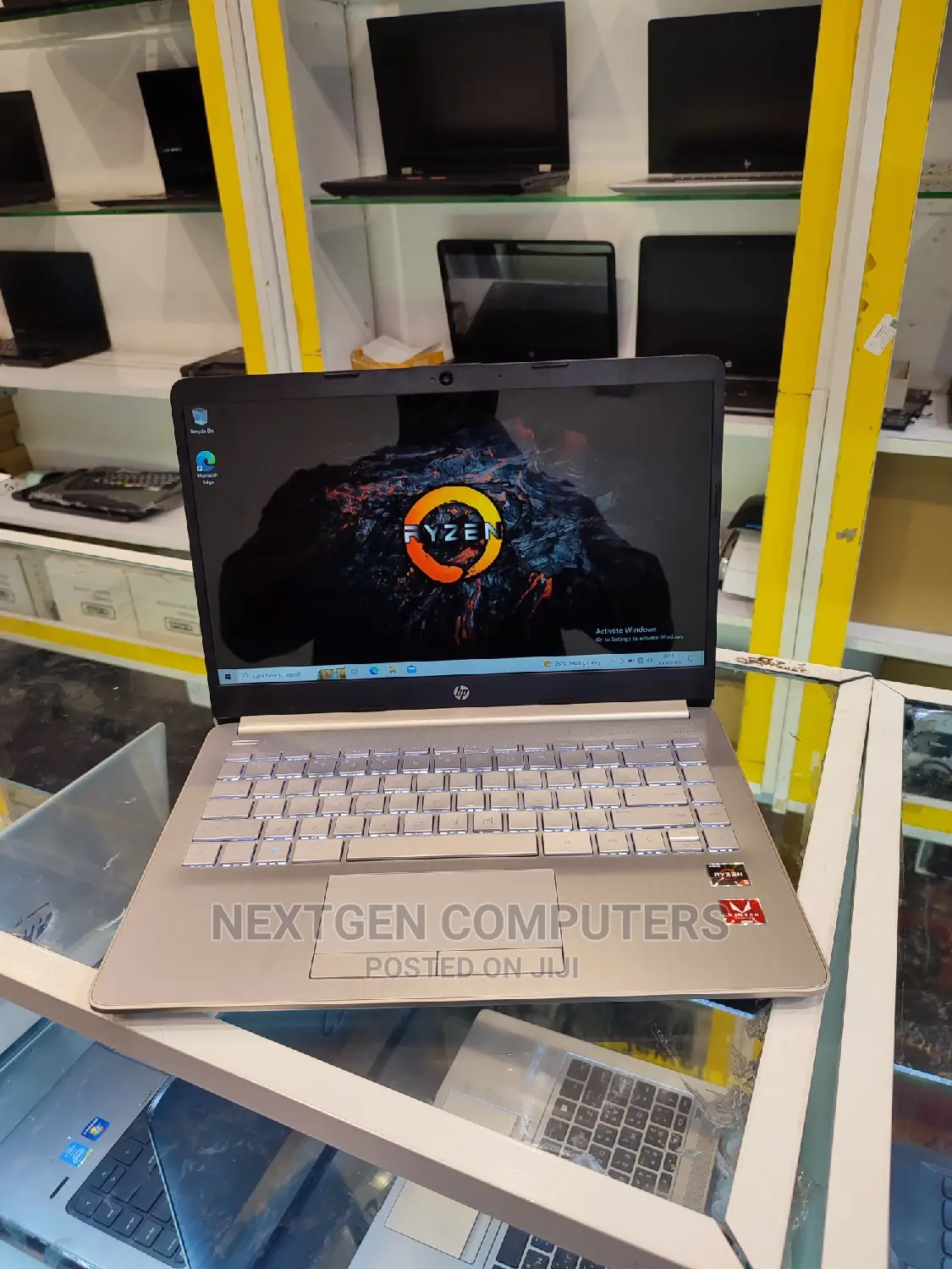 Laptop HP 14-Dq1025cl 8GB AMD Ryzen 5 SSD 256GB