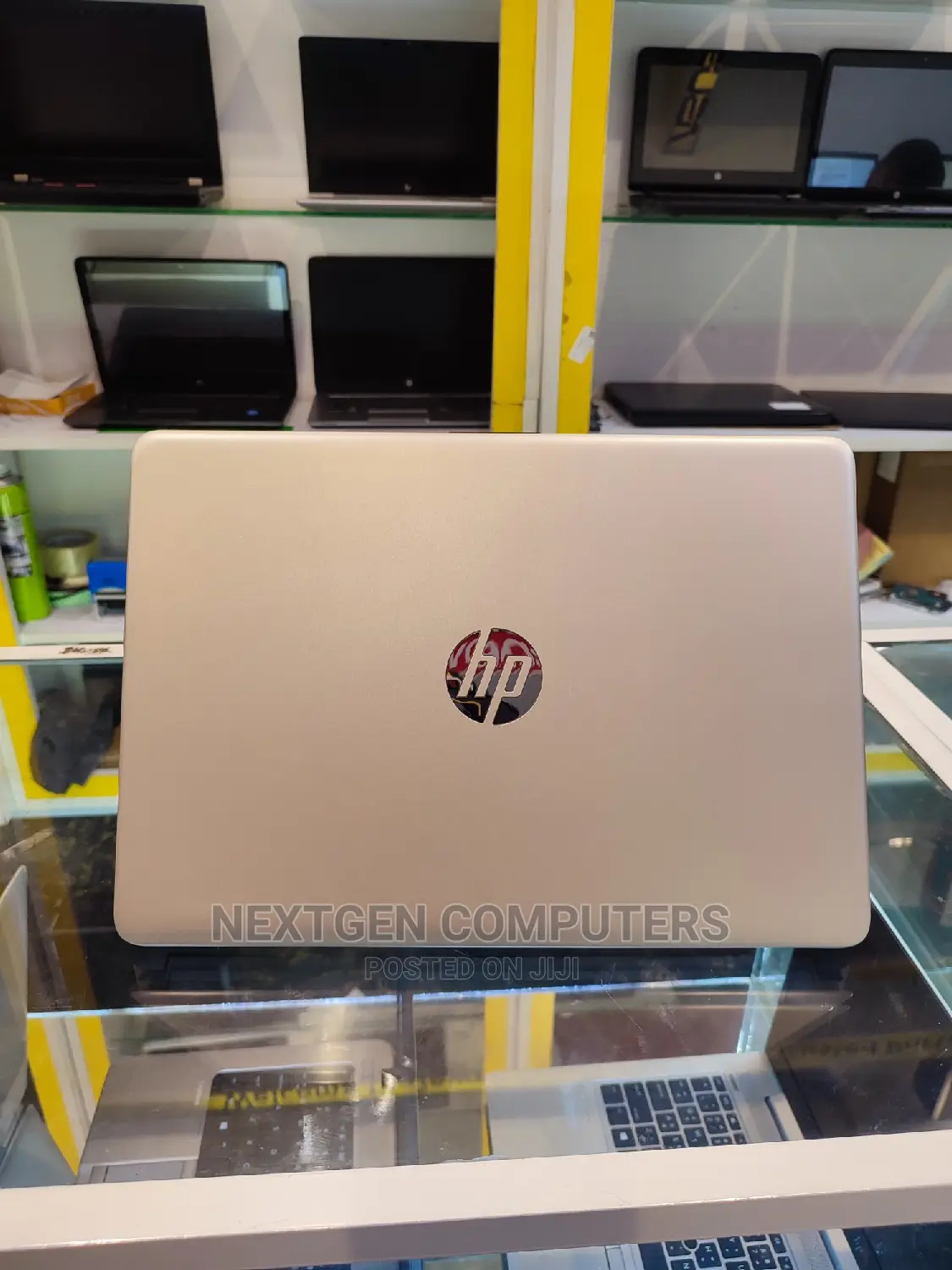 Laptop HP 14-Dq1025cl 8GB AMD Ryzen 5 SSD 256GB