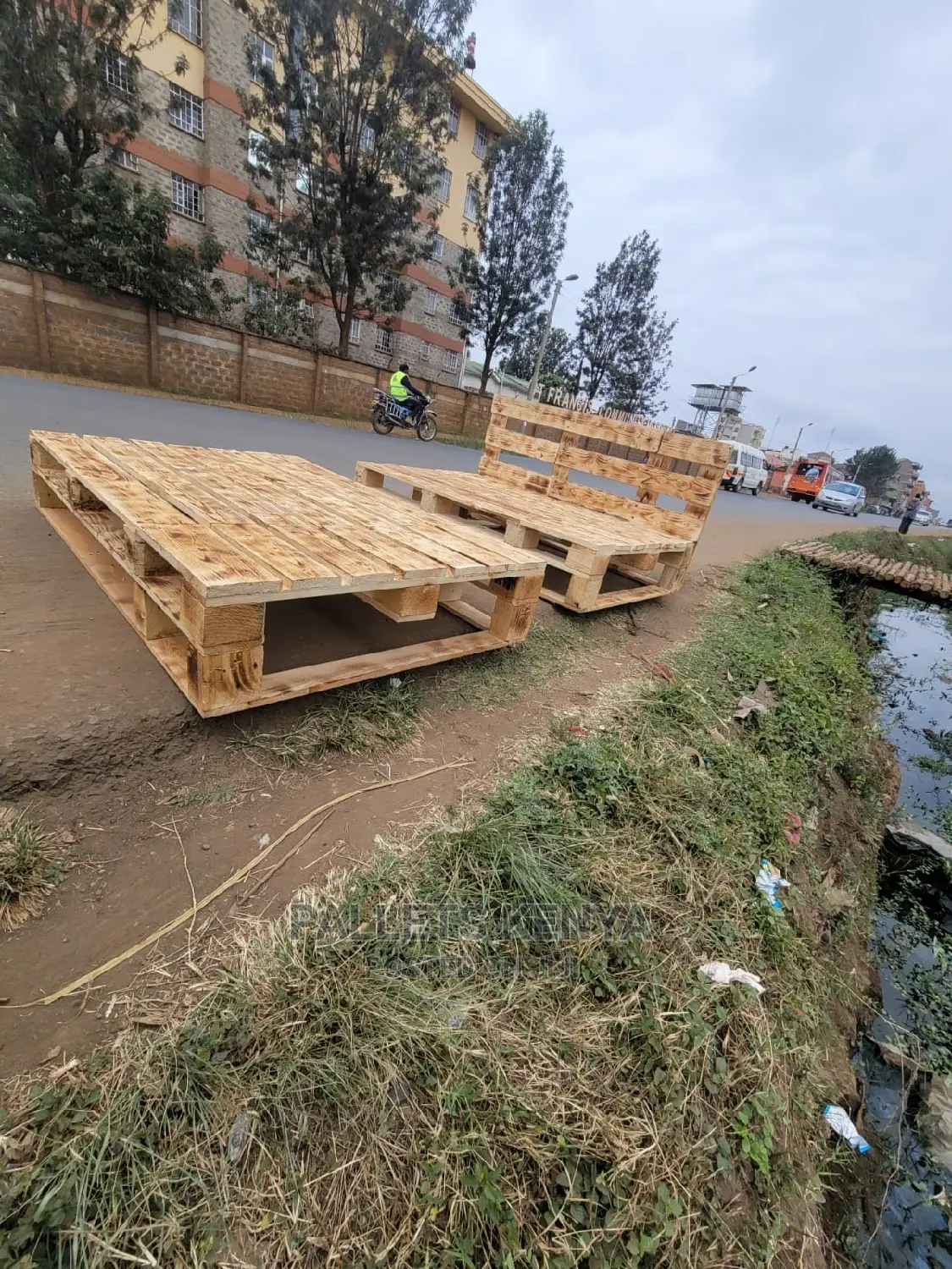 Pallet Bed- Detachable 5*6(KDL)