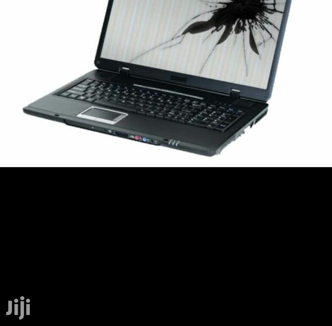 Laptops Screens Replacement Experts At Odeon