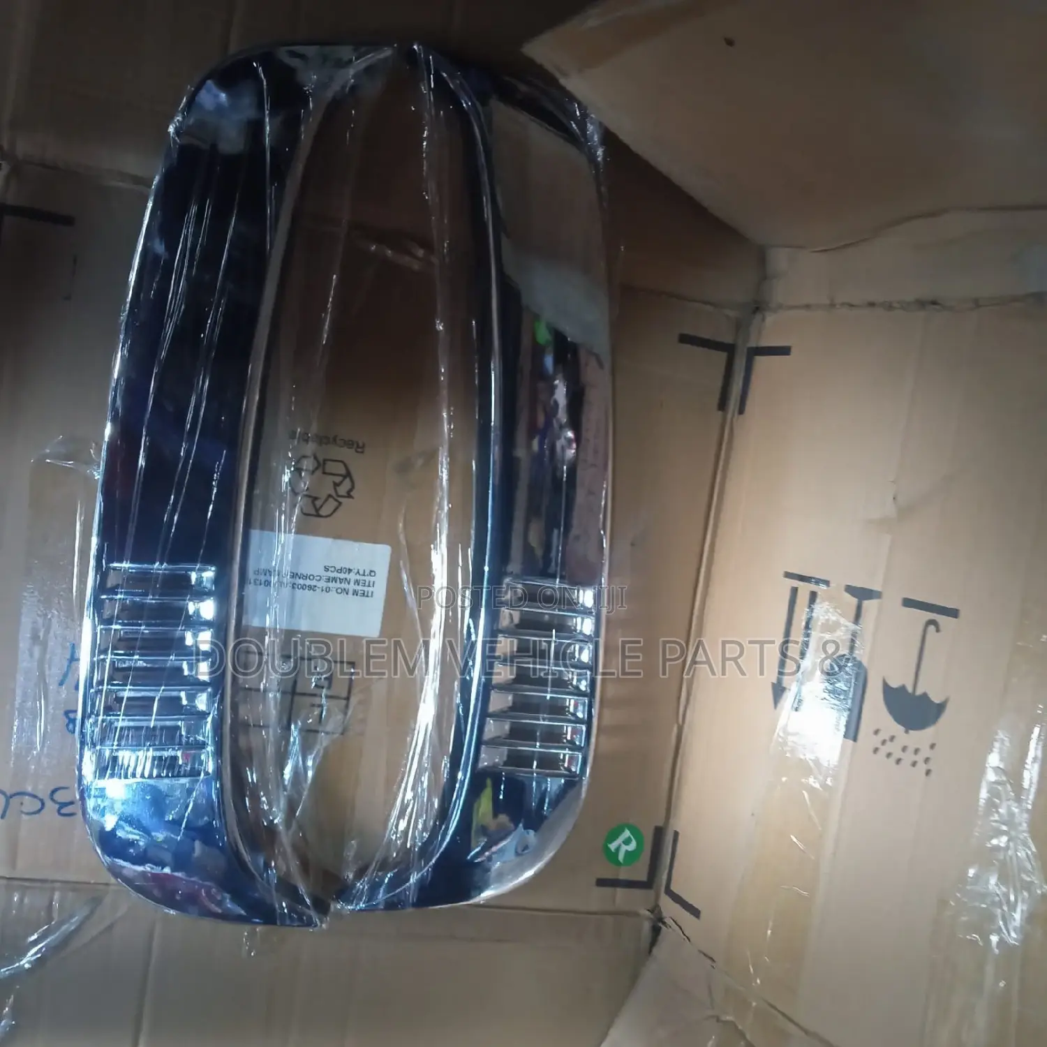 Ventilation Toyota Hiace 1993-1994 /Shark/5l Silver Chrome