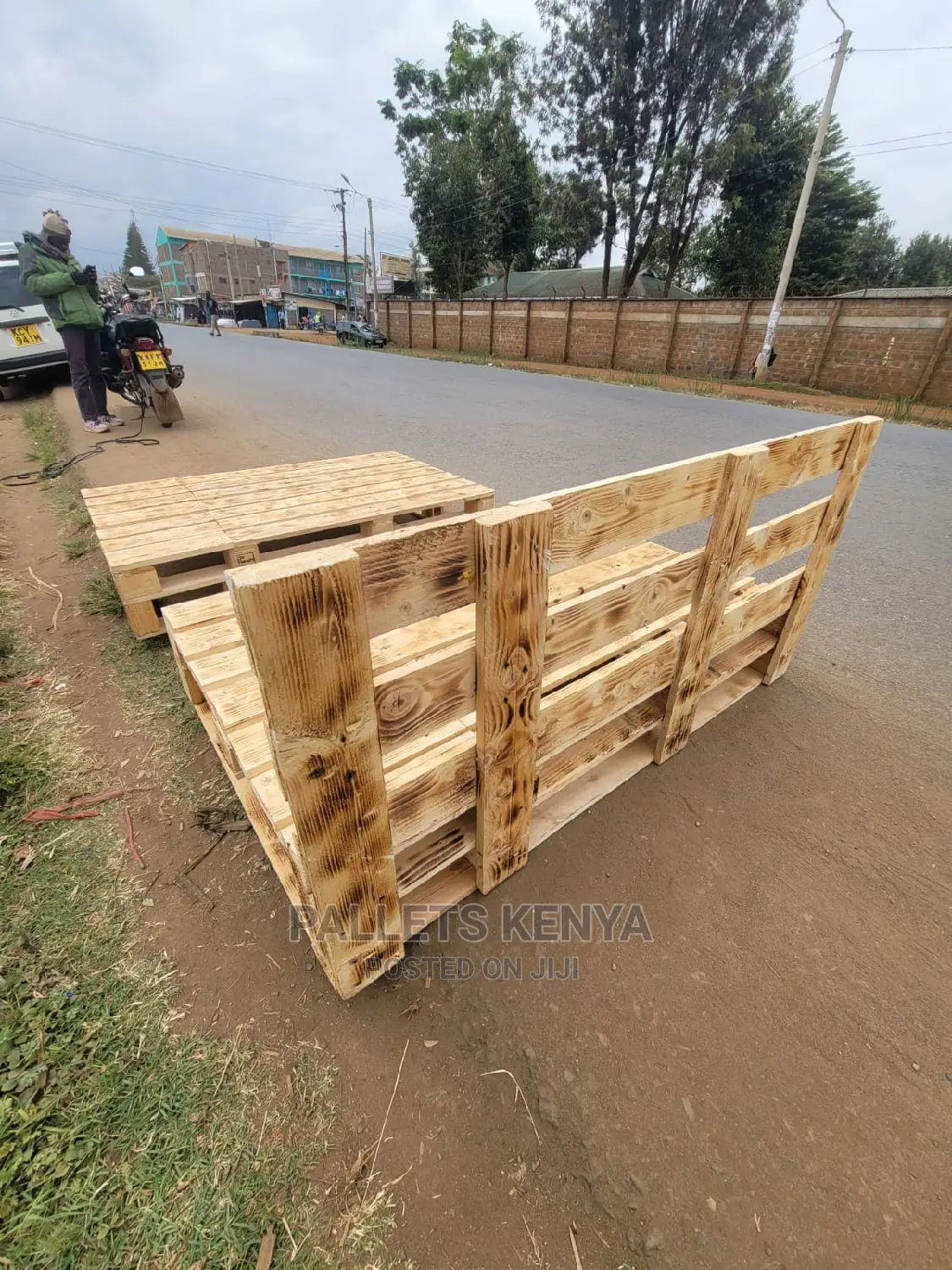 Pallet Bed- Detachable 5*6 Bed- (LLT)