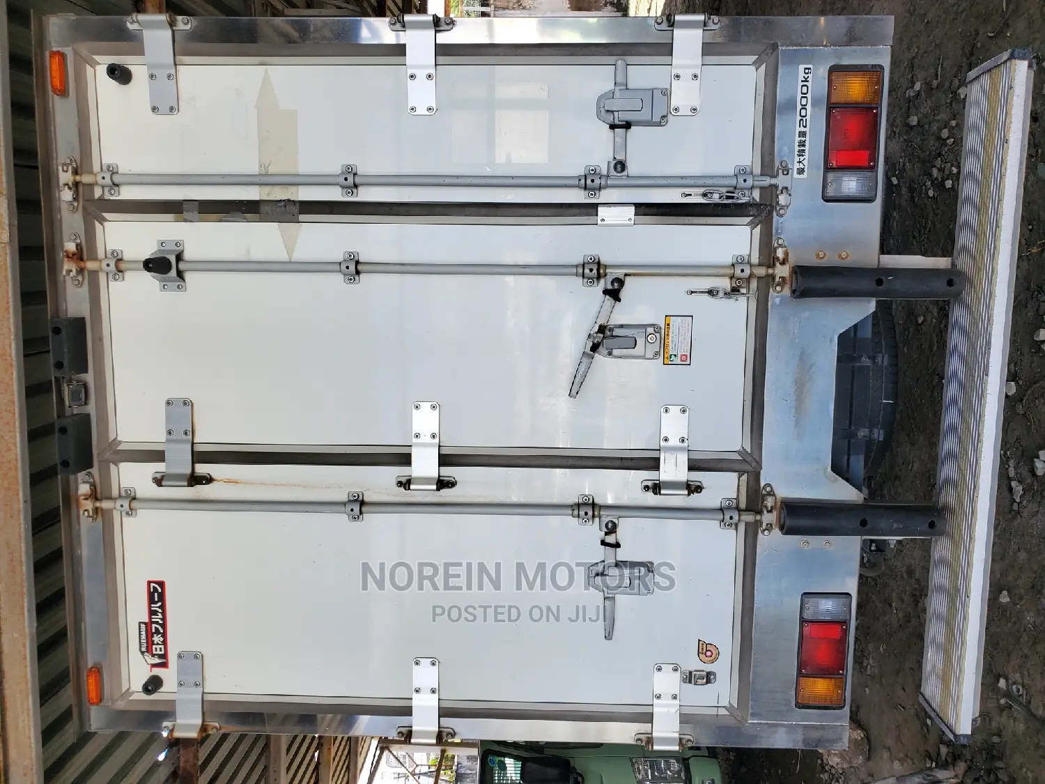 Isuzu Elf 2016 Manual Diesel Refrigerated 2 Tonnes
