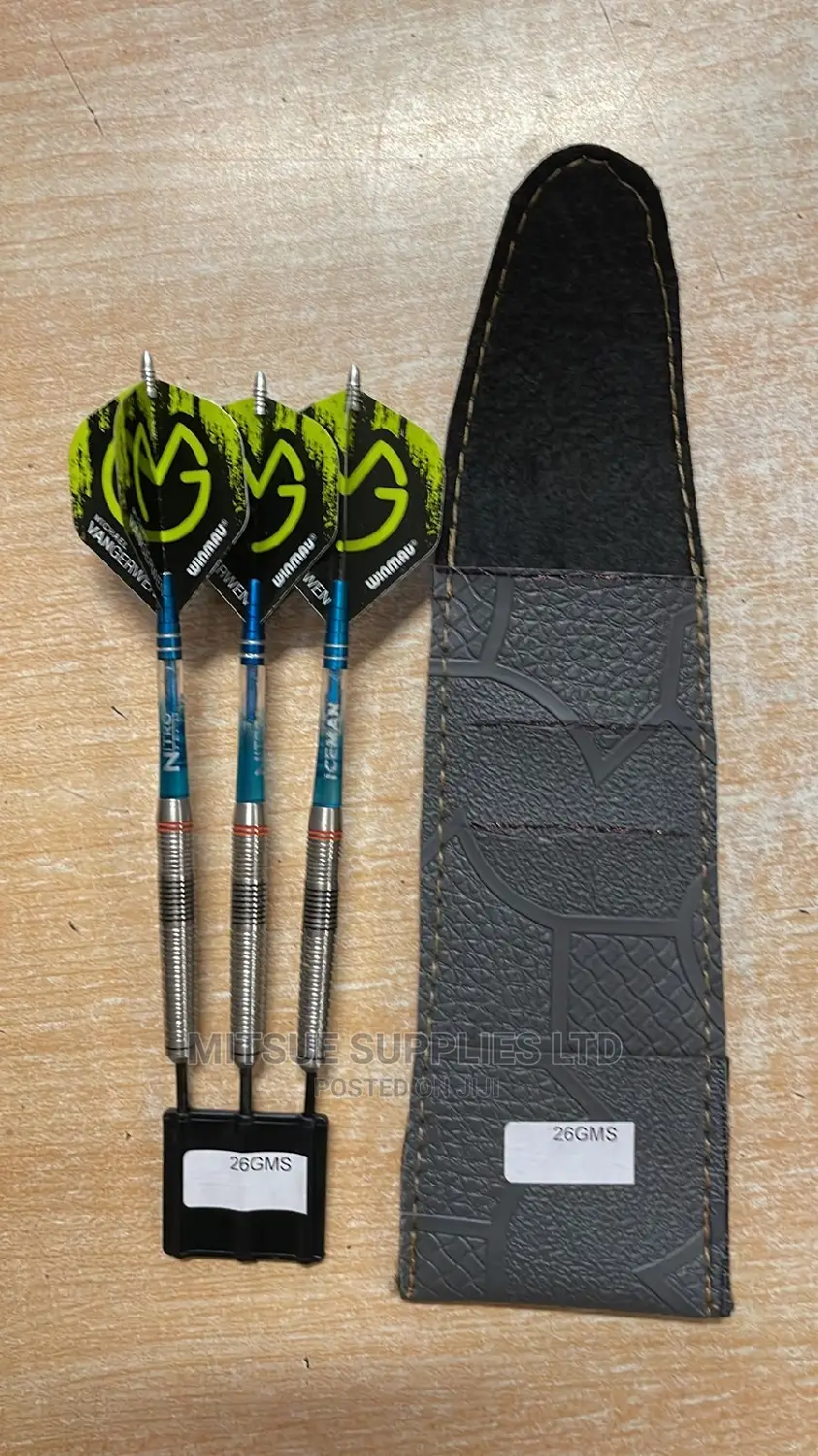 Set of Winmau Tungsten Darts 26g With Wallet