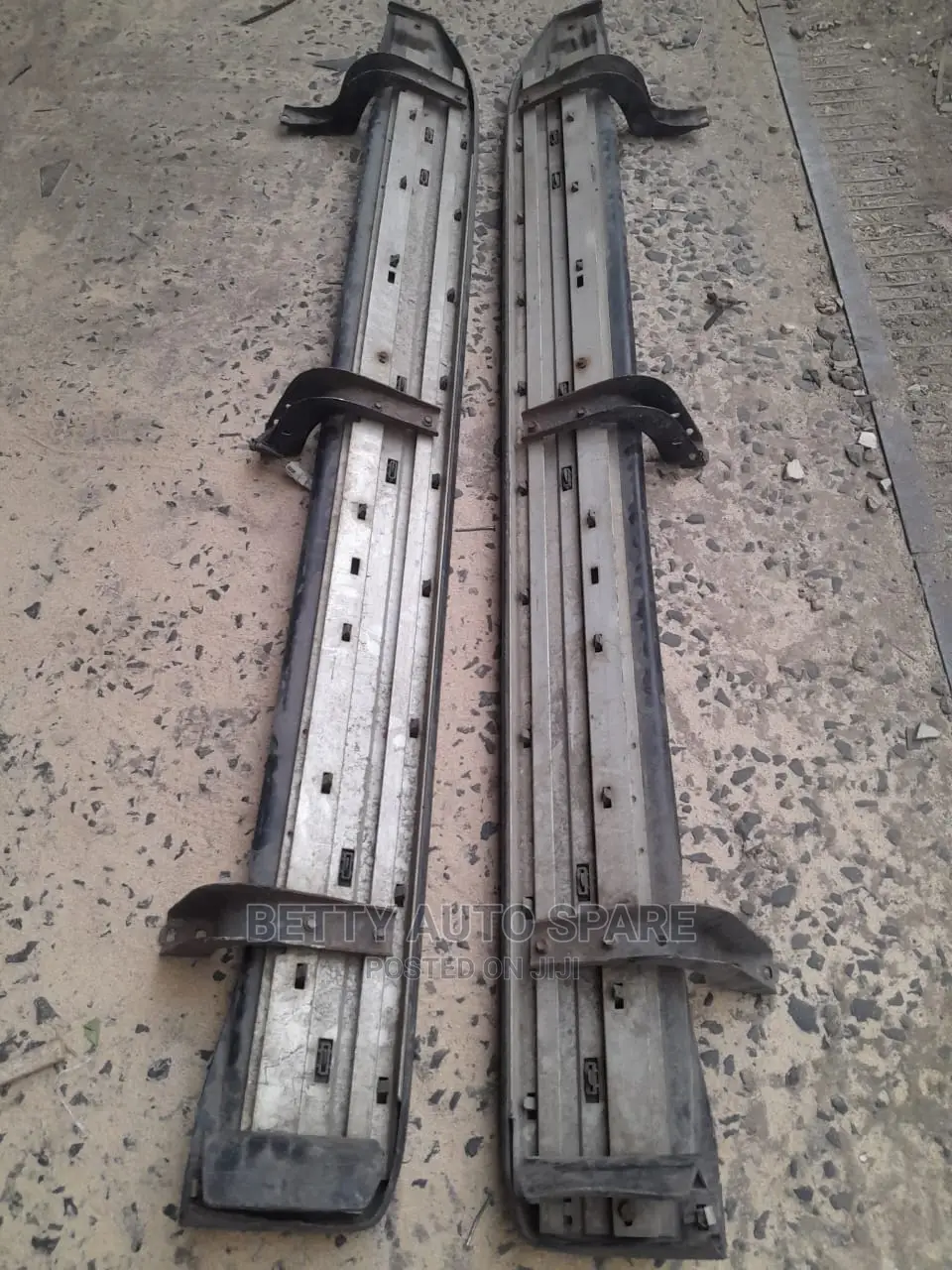 Prado 150 Side Steps/ Steppers Japan