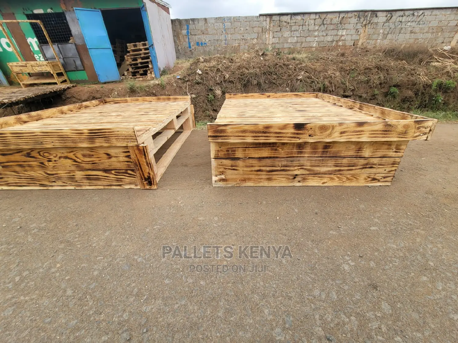 4*6 Pallet Bed- Detachable ( CYD;)