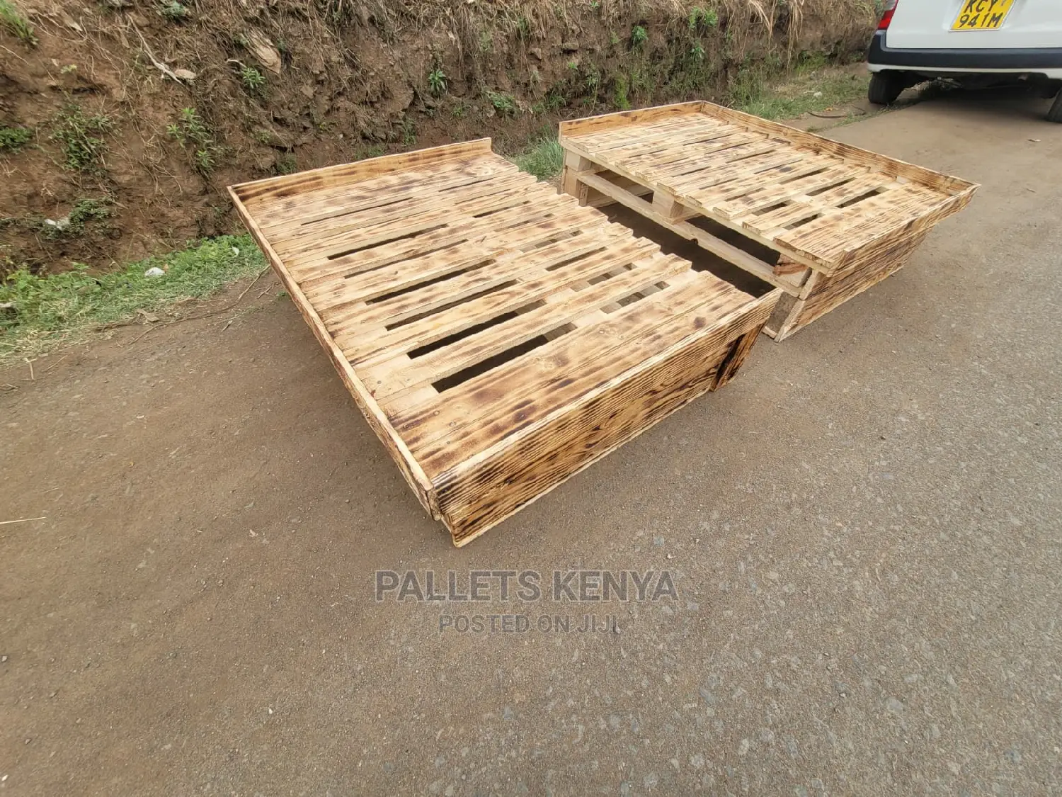 Pallet Bed- Detachable(BBG:)