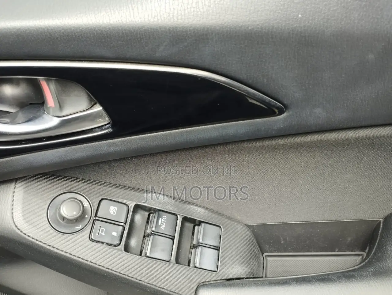 Mazda Axela 2016 Gold