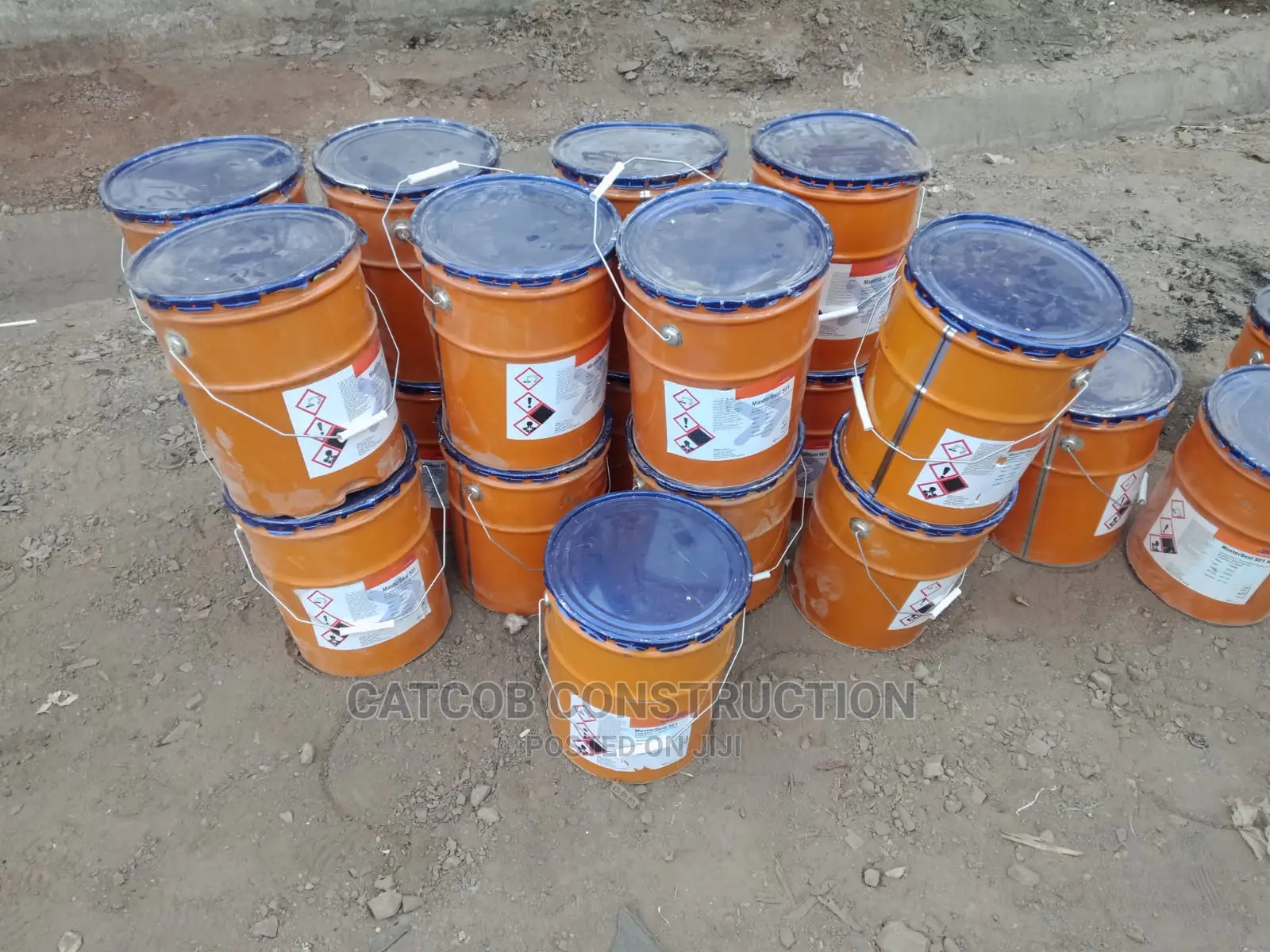Waterproof Chemical for Tanks, Bathrooms and Swimming Pools