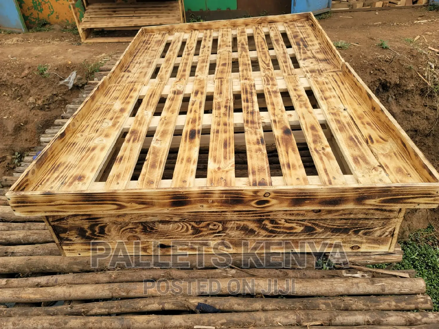 Pallet Bed- Detachable Bed- (Ito)