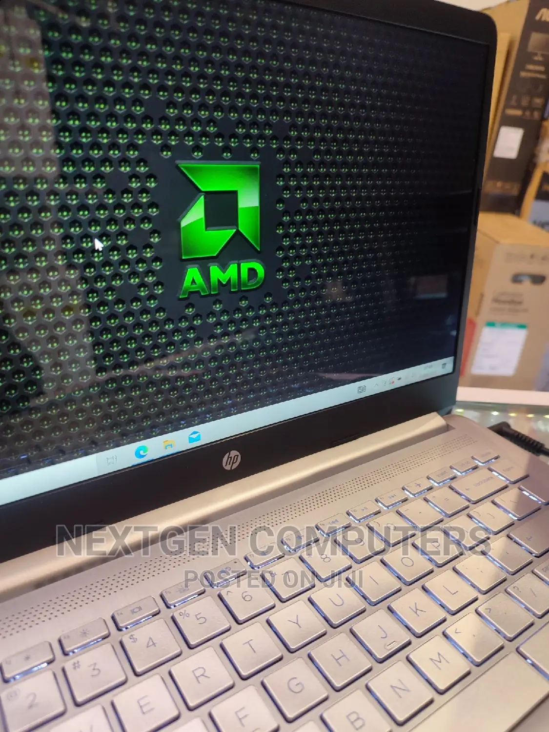 Laptop HP 14-Dq1025cl 8GB AMD Ryzen 3 SSD 512GB