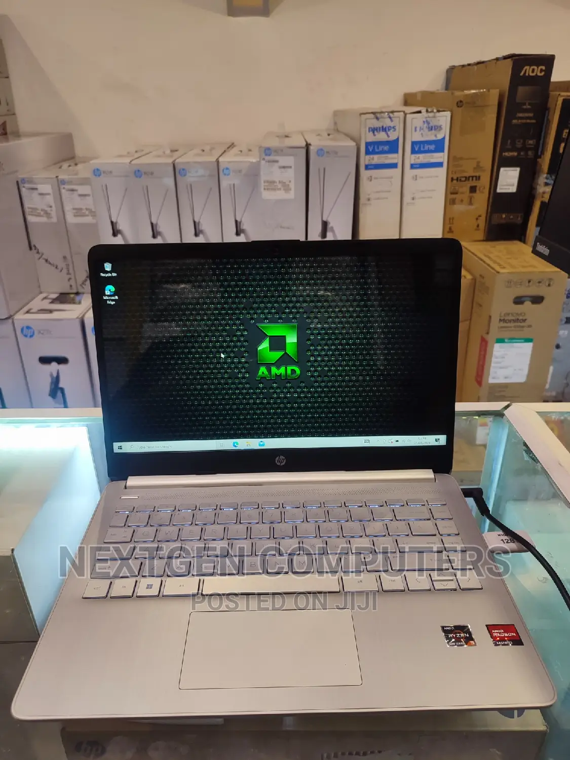 Laptop HP 14-Dq1025cl 8GB AMD Ryzen 3 SSD 512GB