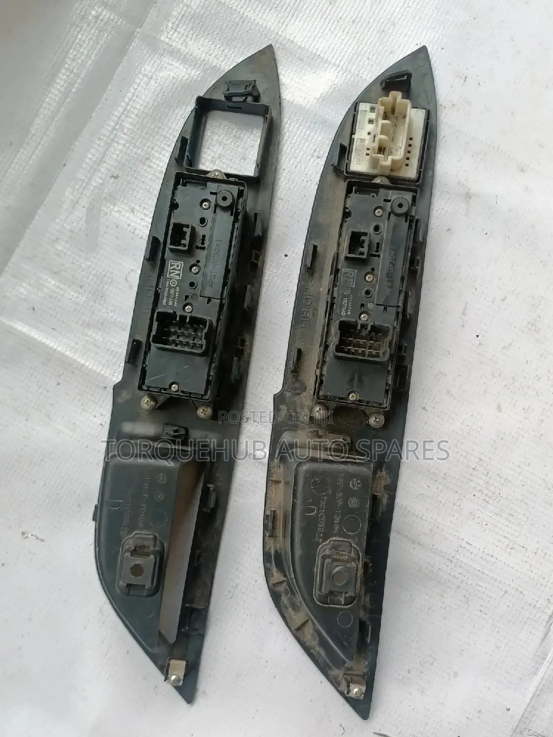 Mitsubishi Outlander/RVR 2015 Main Door Switch