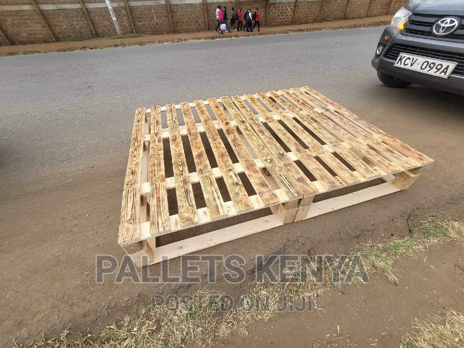 Pallet Bed 5 by 6 - Blazed Pallet Beds