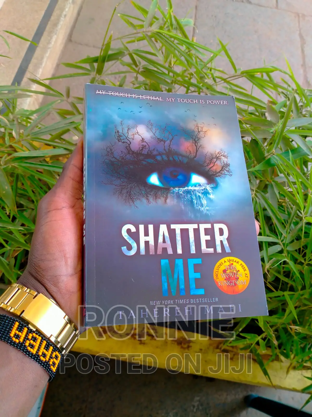 Shatter Me Book by Tahereh Mafi
