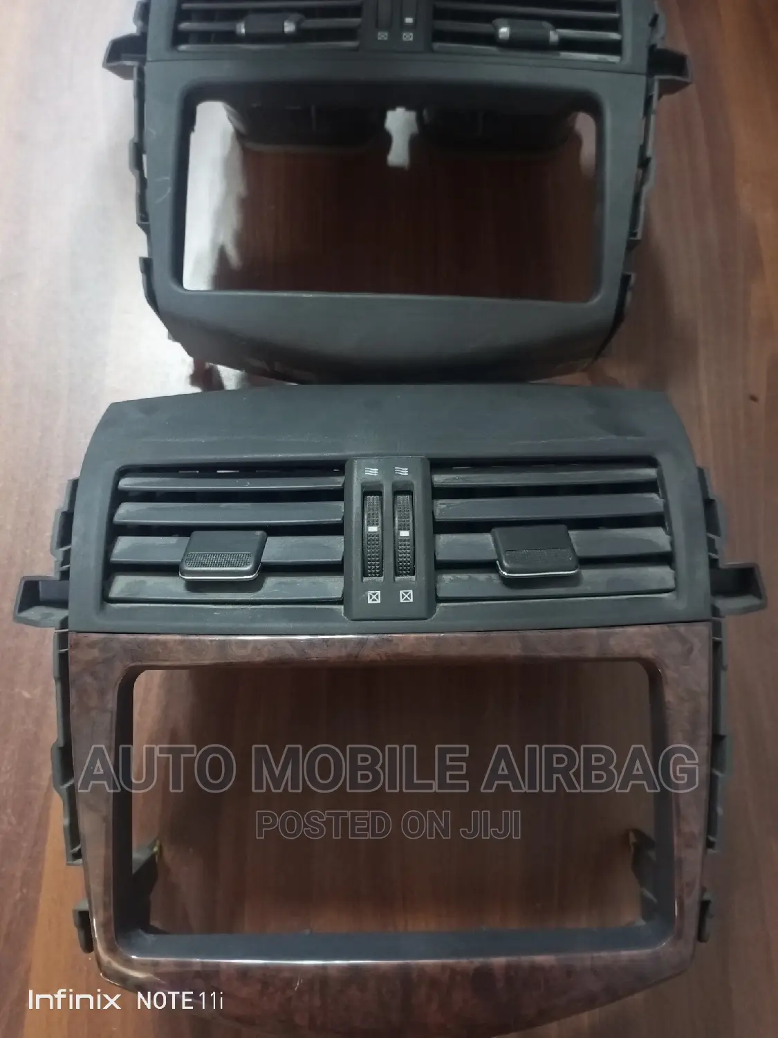 Vanguard Ac Control,Air Vents and Radio Console