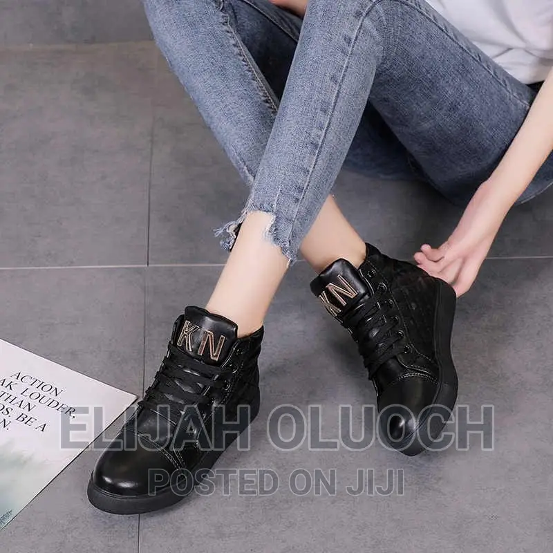 Unisex Boots Sneakers