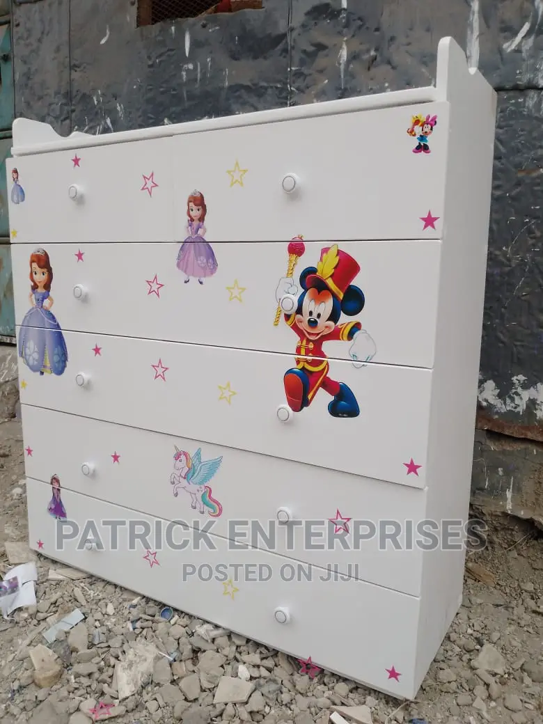 MDF/Wooden Chest of Drawers 4 by 4 Fitts