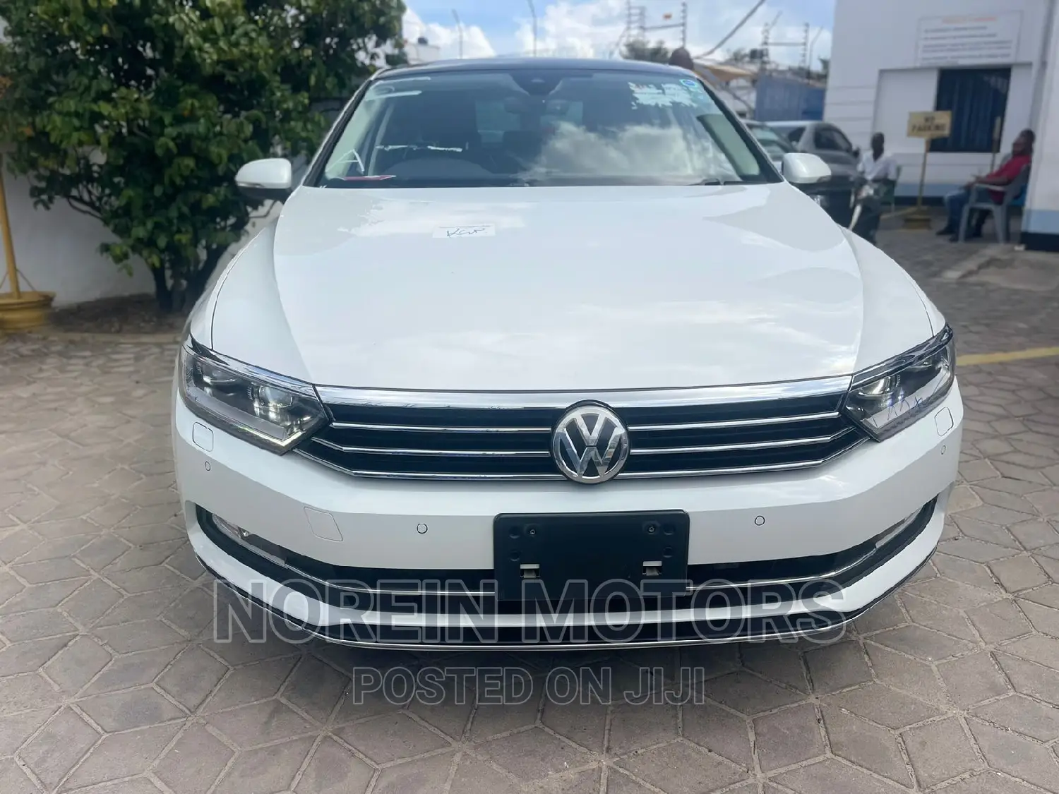 Volkswagen Passat 2016 White