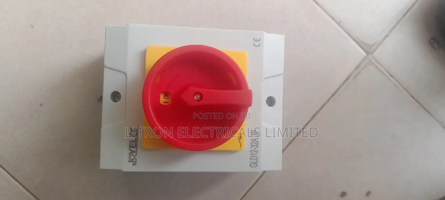 32A Isolater