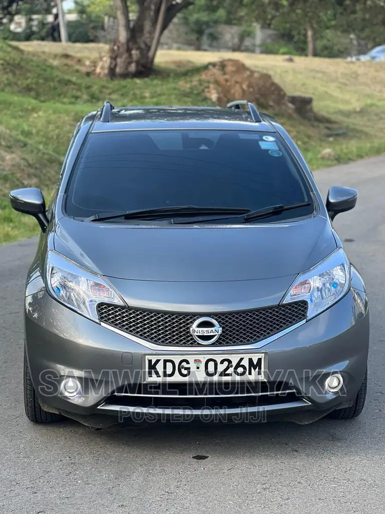 Nissan Note SV Premium 2014 Gray