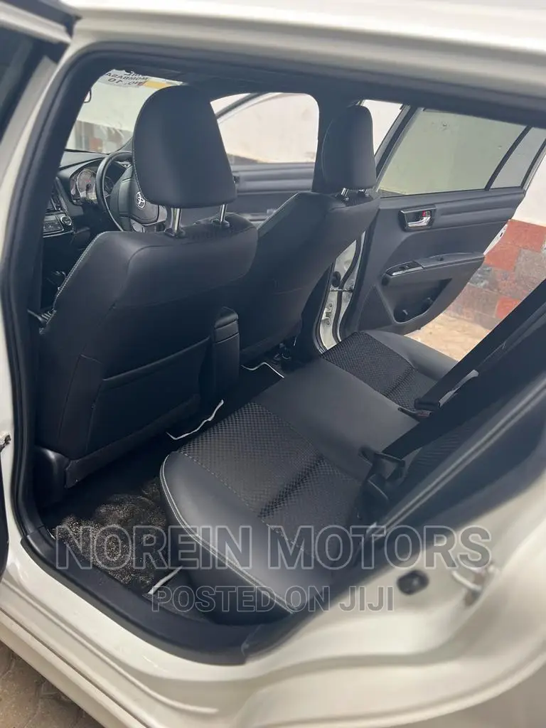 Toyota Corolla Fielder 2017 Off white